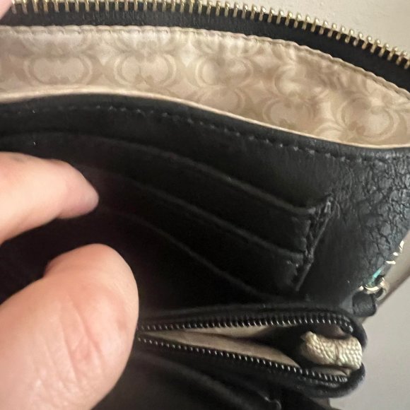 Black chevron clutch purse - Picture 8 of 10